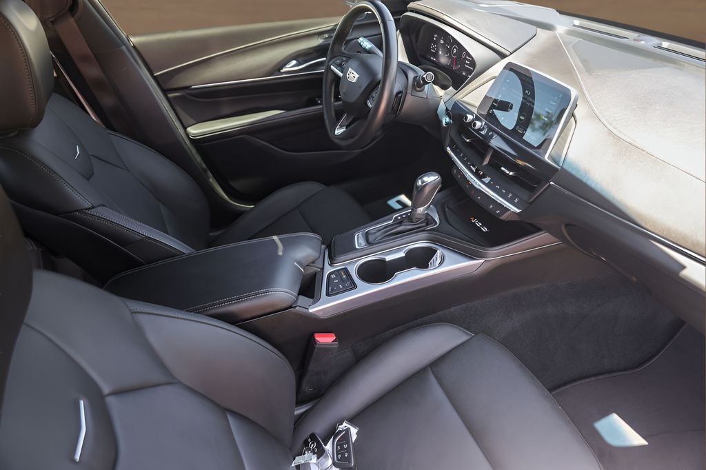 2023 Cadillac CT4 Premium Luxury