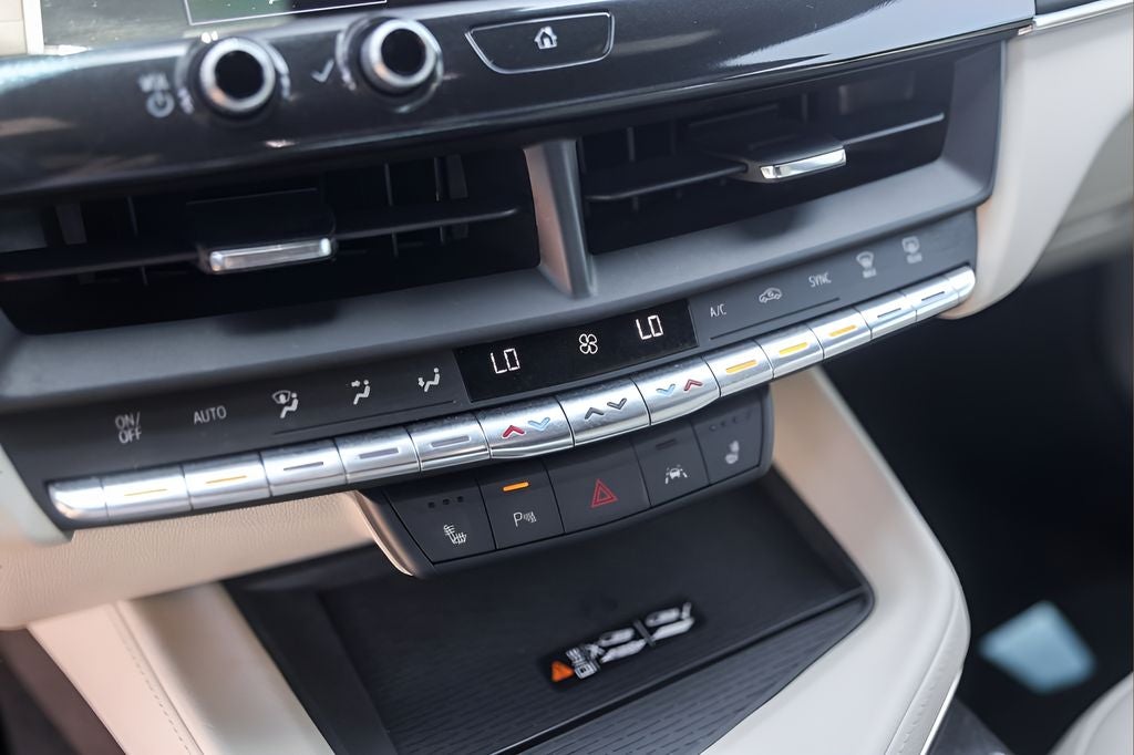 2023 Cadillac CT4 Luxury