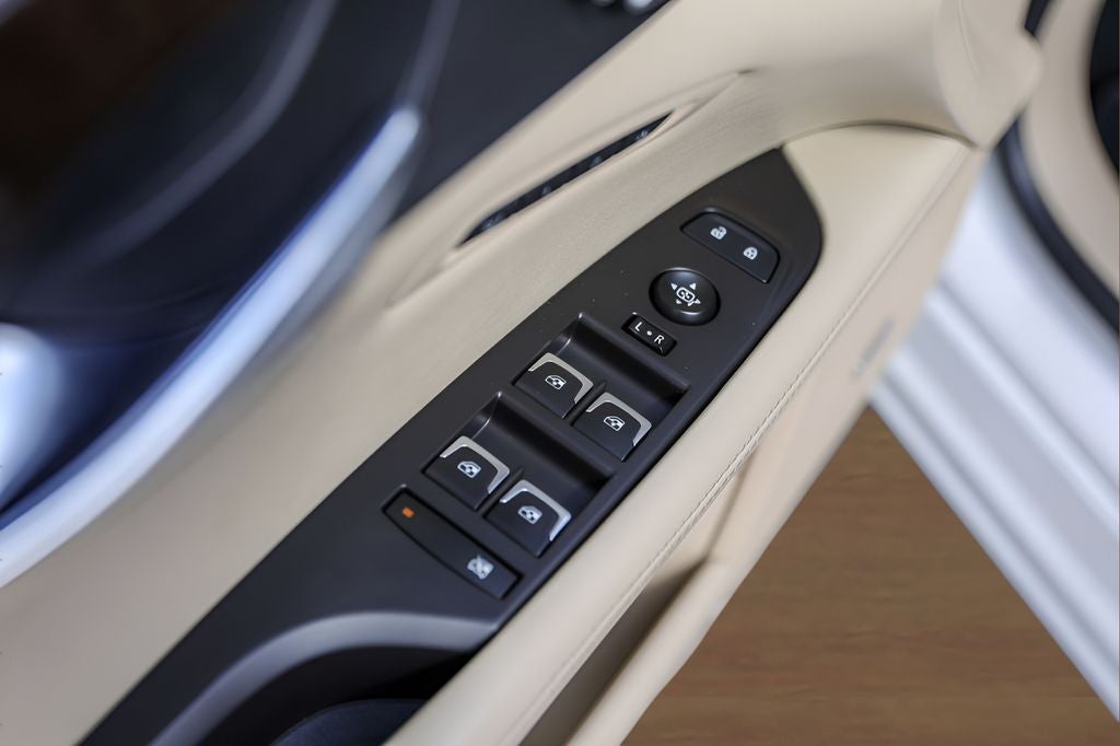 2018 Cadillac CT6 2.0L Turbo Standard