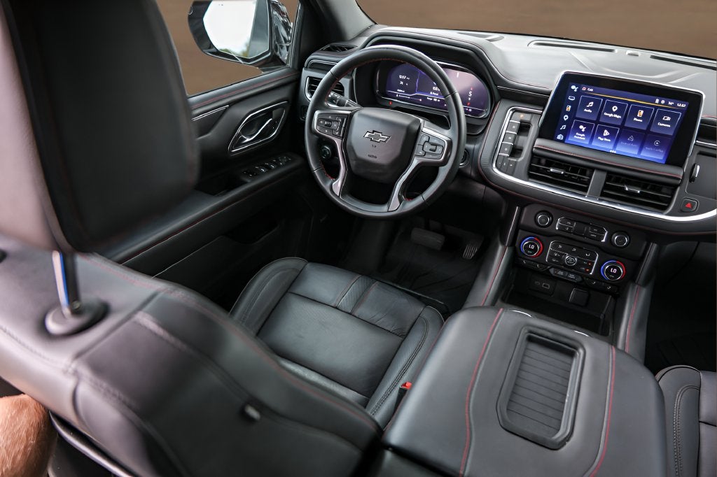 2024 Chevrolet Suburban RST
