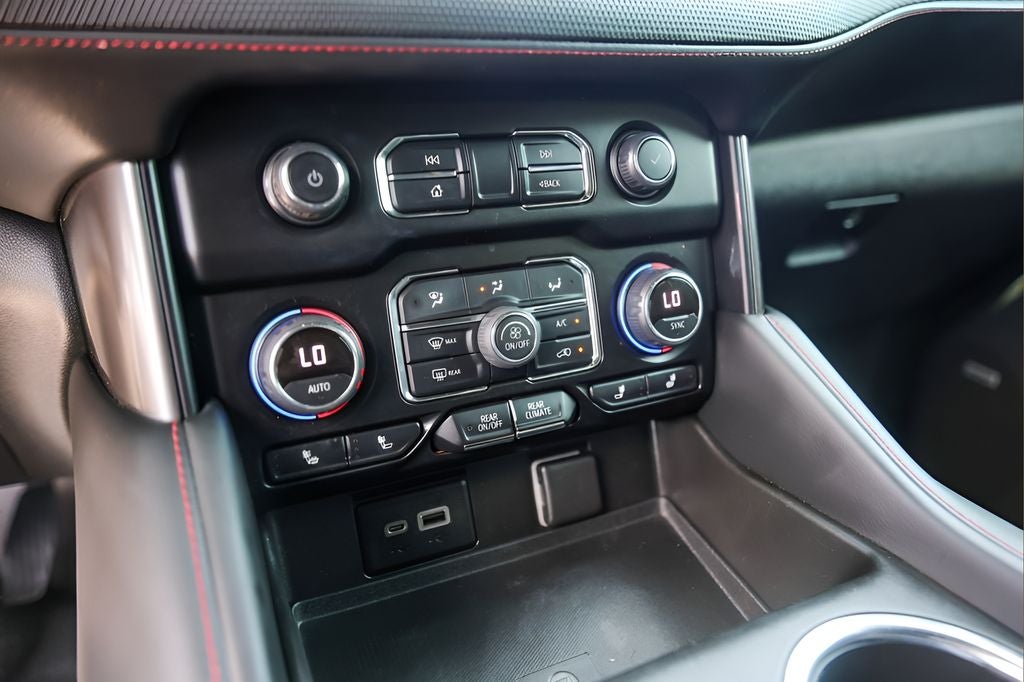 2022 Chevrolet Suburban RST