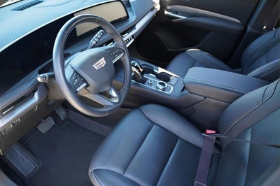2024 Cadillac XT4 Premium Luxury