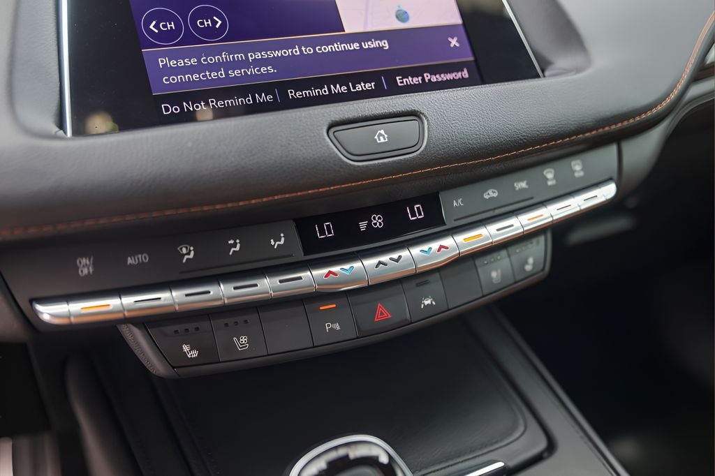 2023 Cadillac XT4 Sport