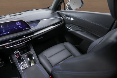 2025 Cadillac XT4 Sport