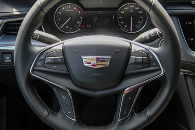 2025 Cadillac XT5 Luxury