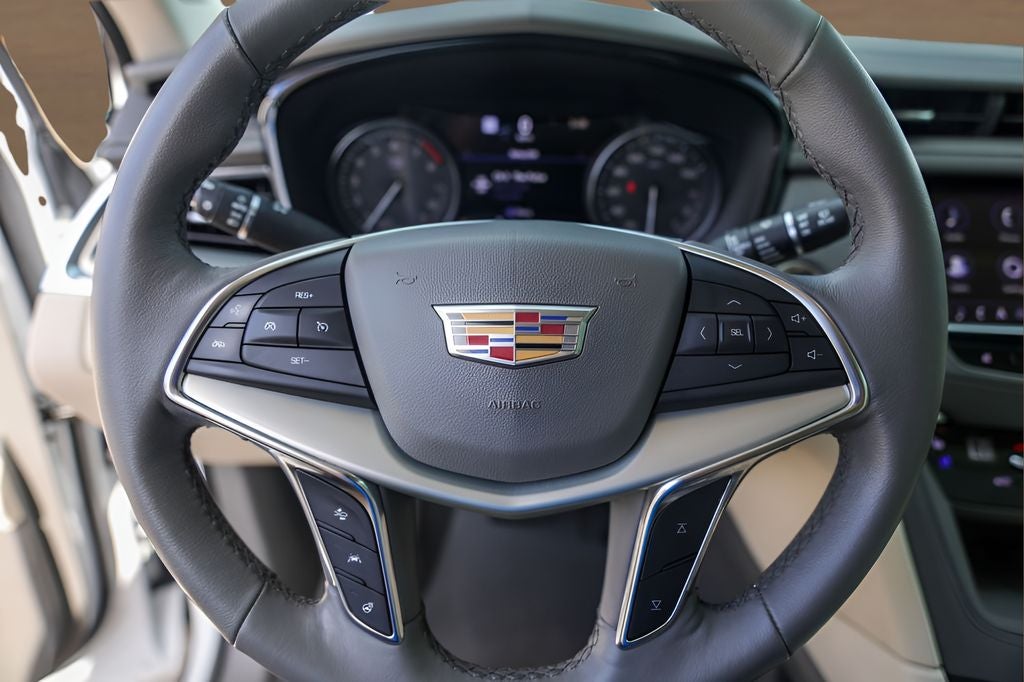 2023 Cadillac XT5 Premium Luxury