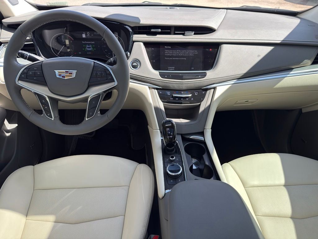 2024 Cadillac XT5 Premium Luxury