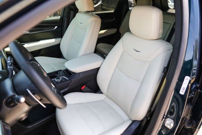 2025 Cadillac XT5 Sport