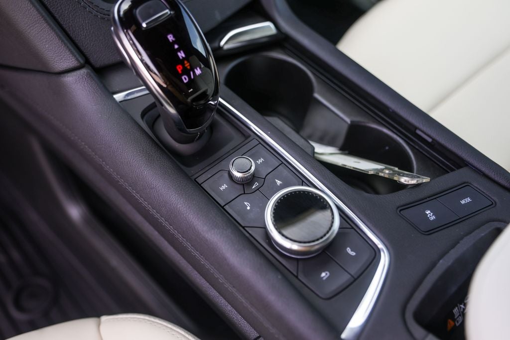 2025 Cadillac XT5 Sport