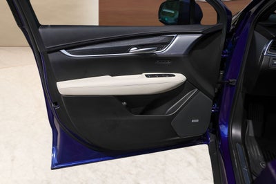 2025 Cadillac XT5 Sport