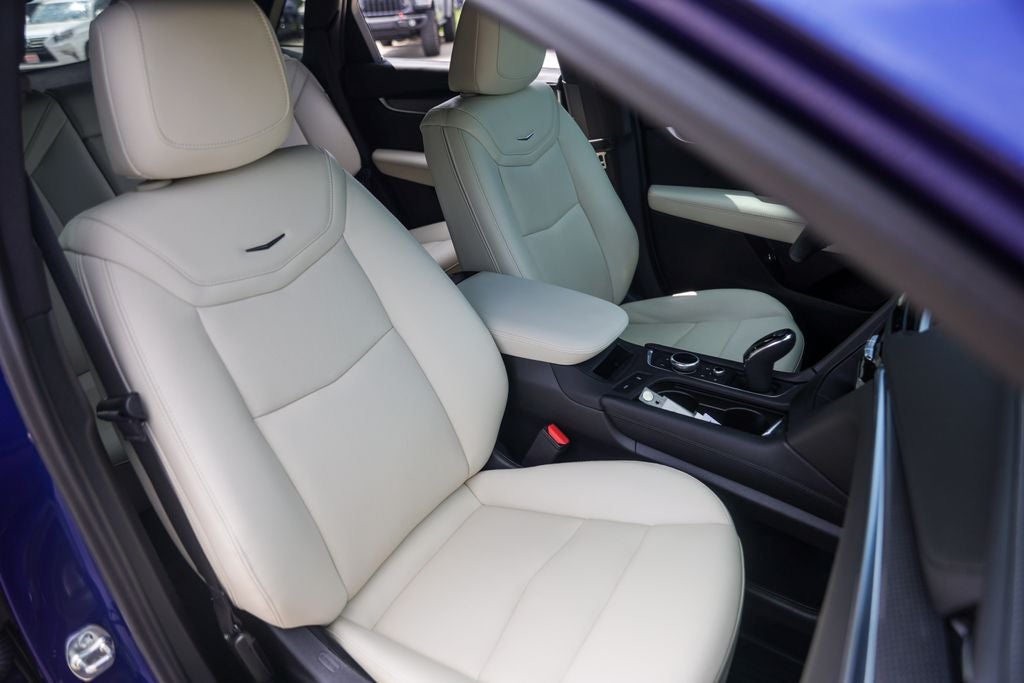 2025 Cadillac XT5 Sport