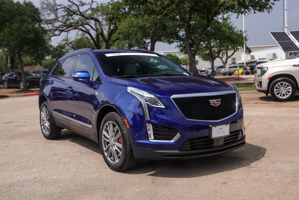 2025 Cadillac XT5 Sport