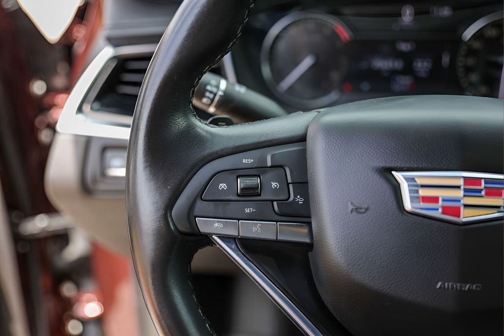 2022 Cadillac XT6 Luxury