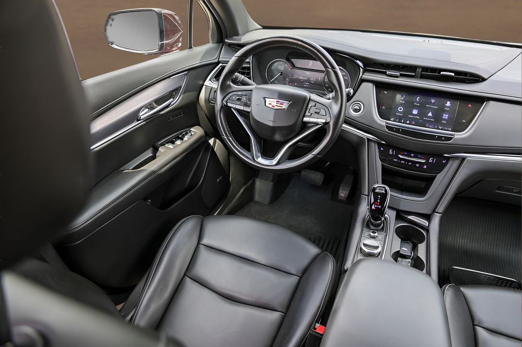 2022 Cadillac XT6 Luxury