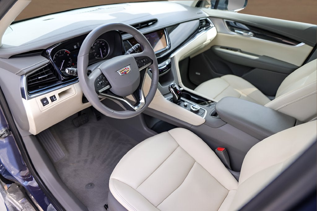 2025 Cadillac XT6 Premium Luxury