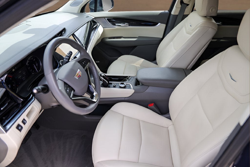 2025 Cadillac XT6 Premium Luxury