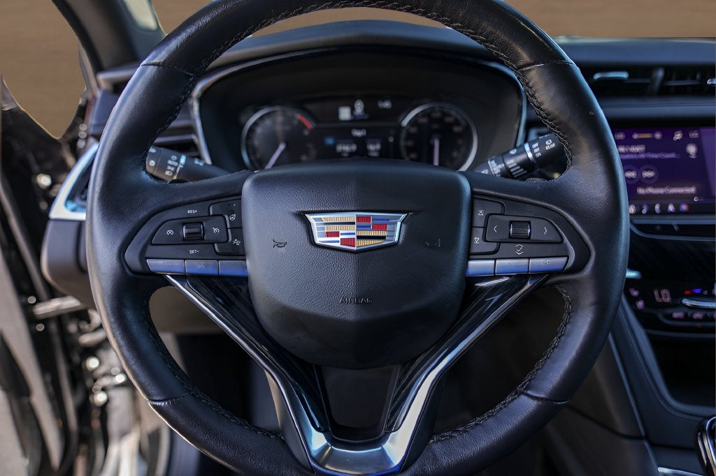 2025 Cadillac XT6 Premium Luxury