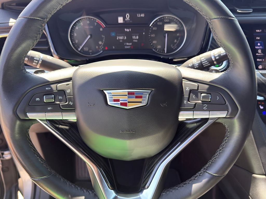 2025 Cadillac XT6 Premium Luxury