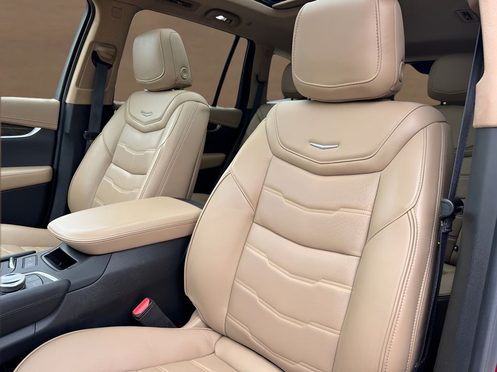2022 Cadillac XT6 Premium Luxury