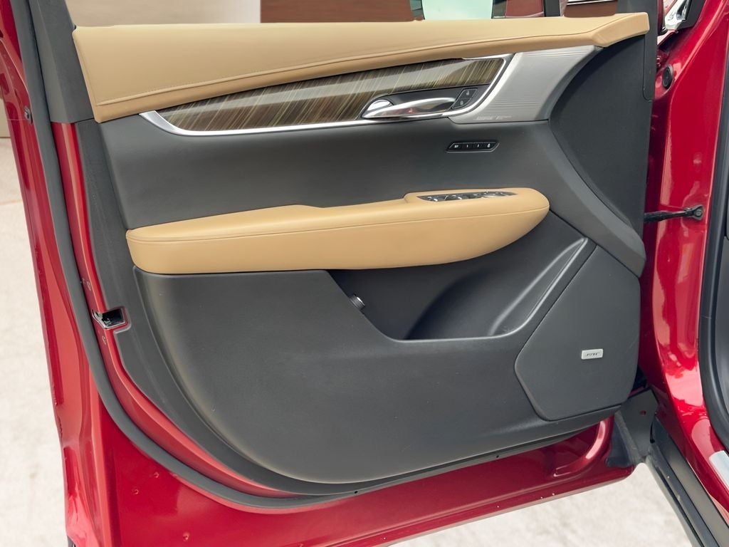 2022 Cadillac XT6 Premium Luxury