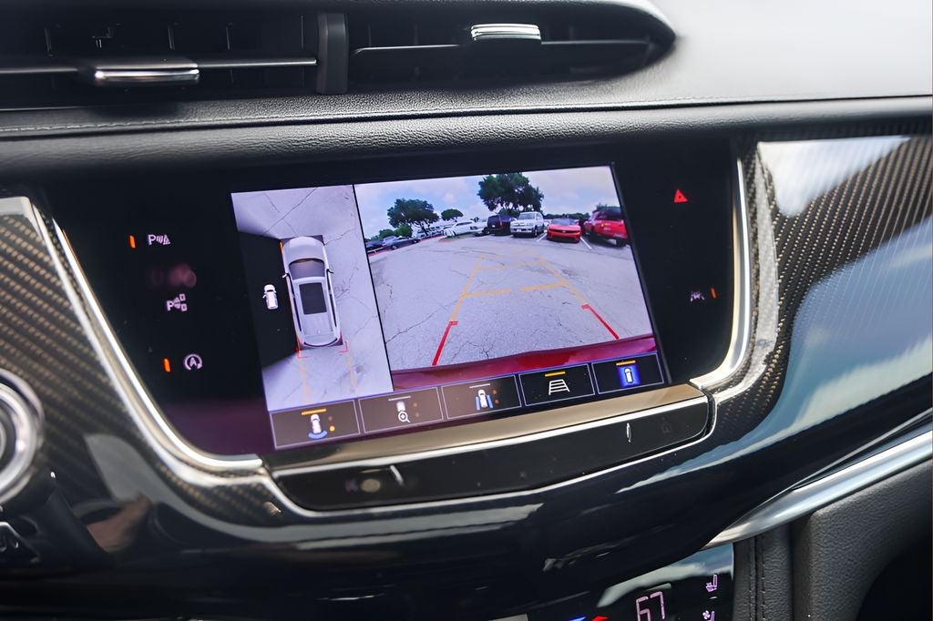 2024 Cadillac XT6 Sport