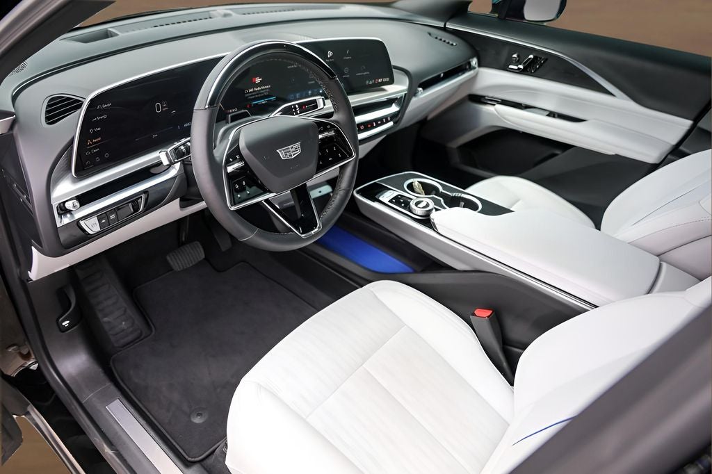 2025 Cadillac LYRIQ Luxury