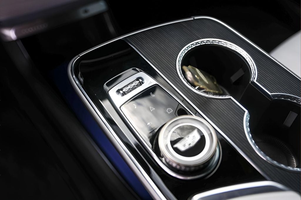 2025 Cadillac LYRIQ Luxury