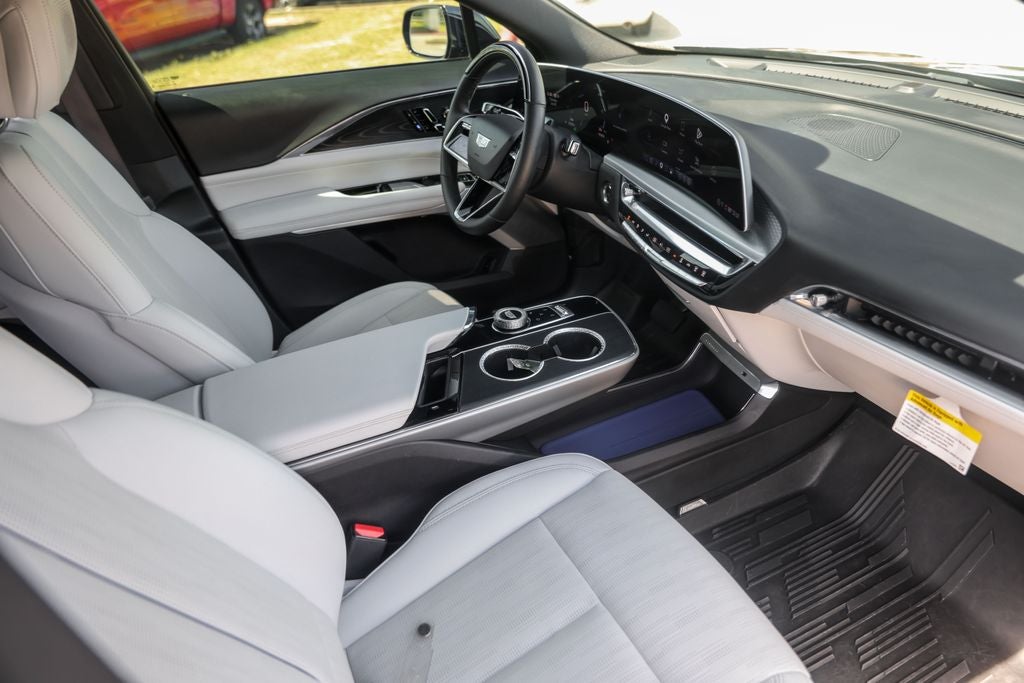 2024 Cadillac LYRIQ Luxury
