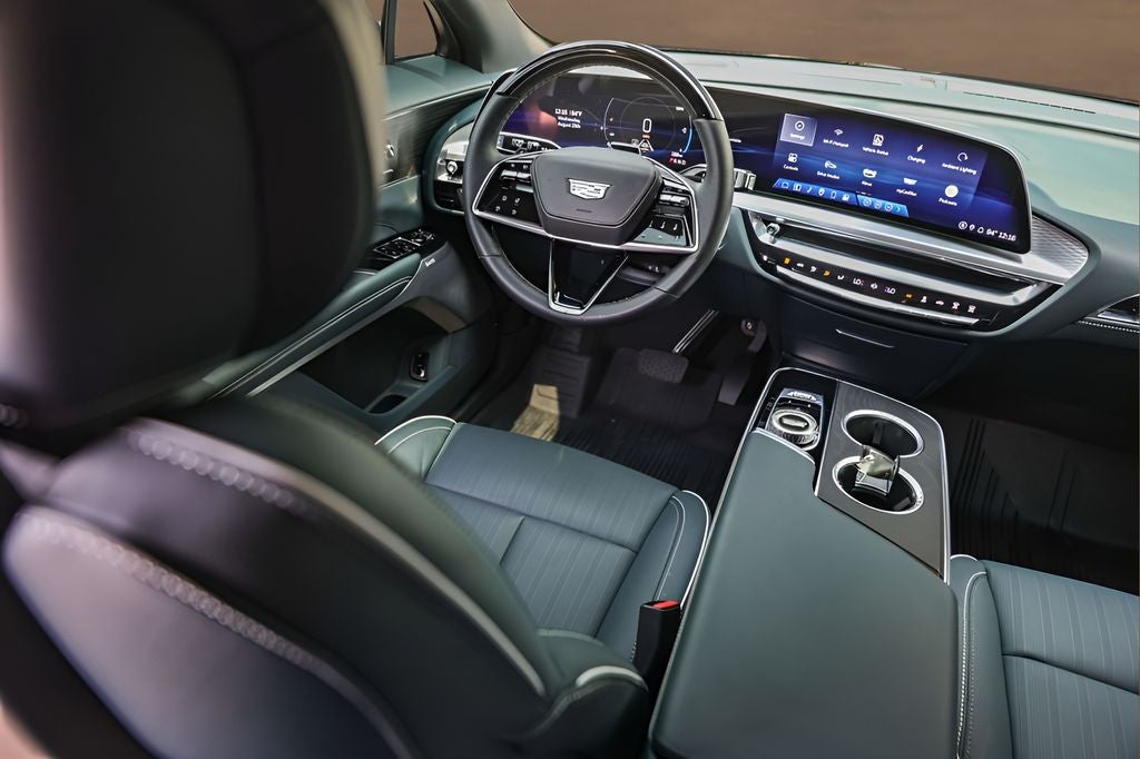2024 Cadillac LYRIQ Luxury