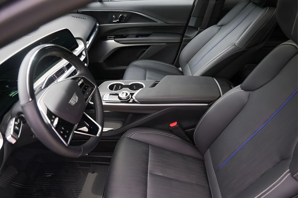 2025 Cadillac LYRIQ Luxury
