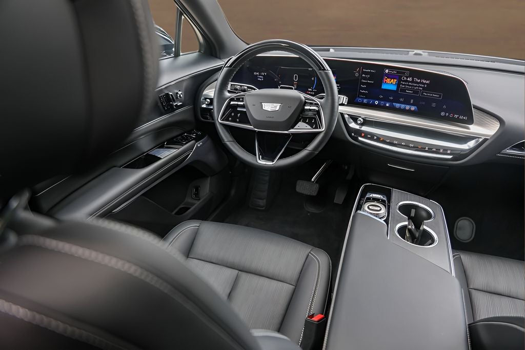 2025 Cadillac LYRIQ Luxury