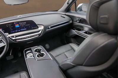 2025 Cadillac LYRIQ Luxury