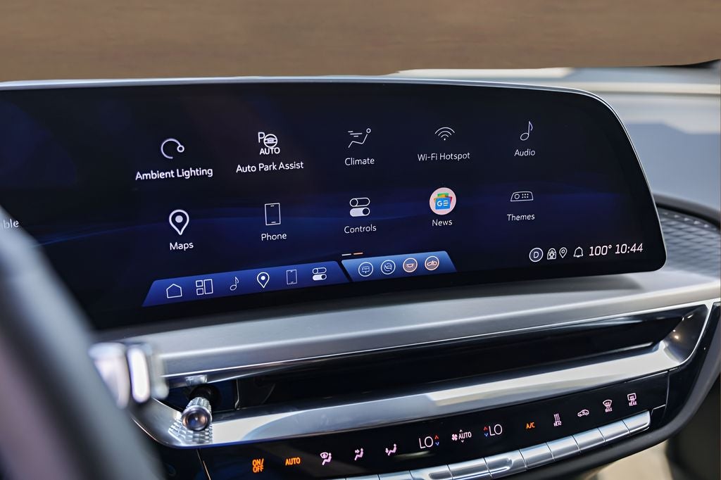 2025 Cadillac LYRIQ Luxury