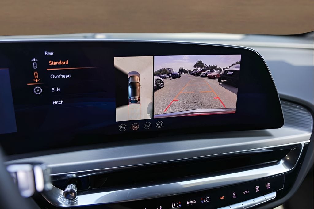 2025 Cadillac LYRIQ Luxury