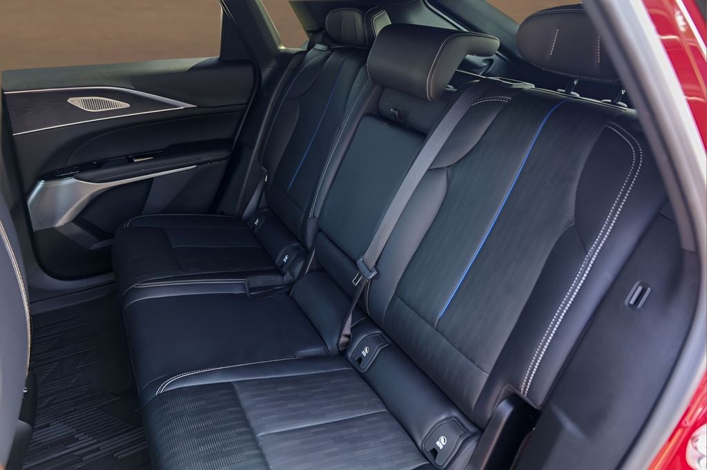 2025 Cadillac LYRIQ Luxury