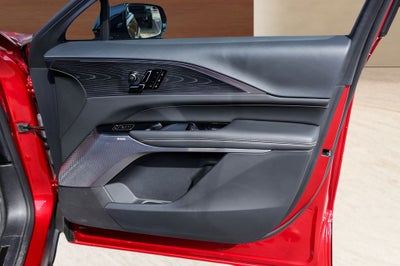 2025 Cadillac LYRIQ Luxury