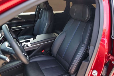 2025 Cadillac LYRIQ Luxury