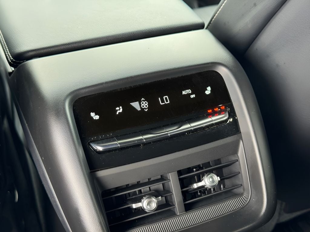 2025 Cadillac LYRIQ Luxury