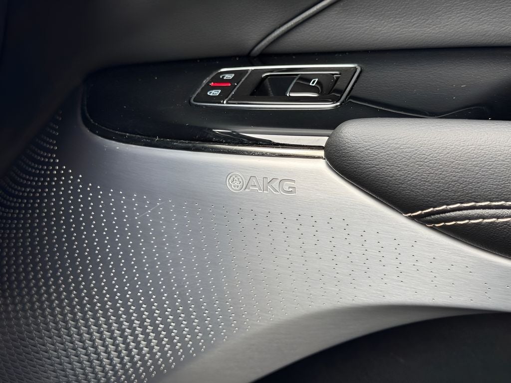 2025 Cadillac LYRIQ Luxury