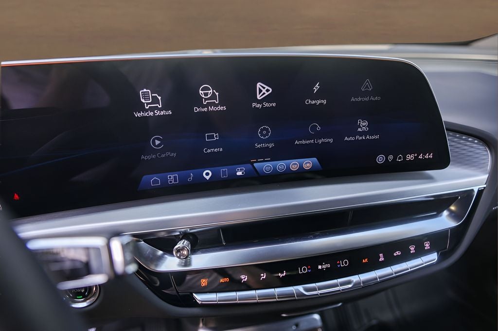 2025 Cadillac LYRIQ Luxury