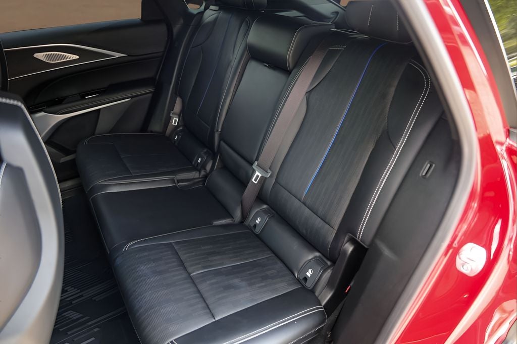 2025 Cadillac LYRIQ Luxury