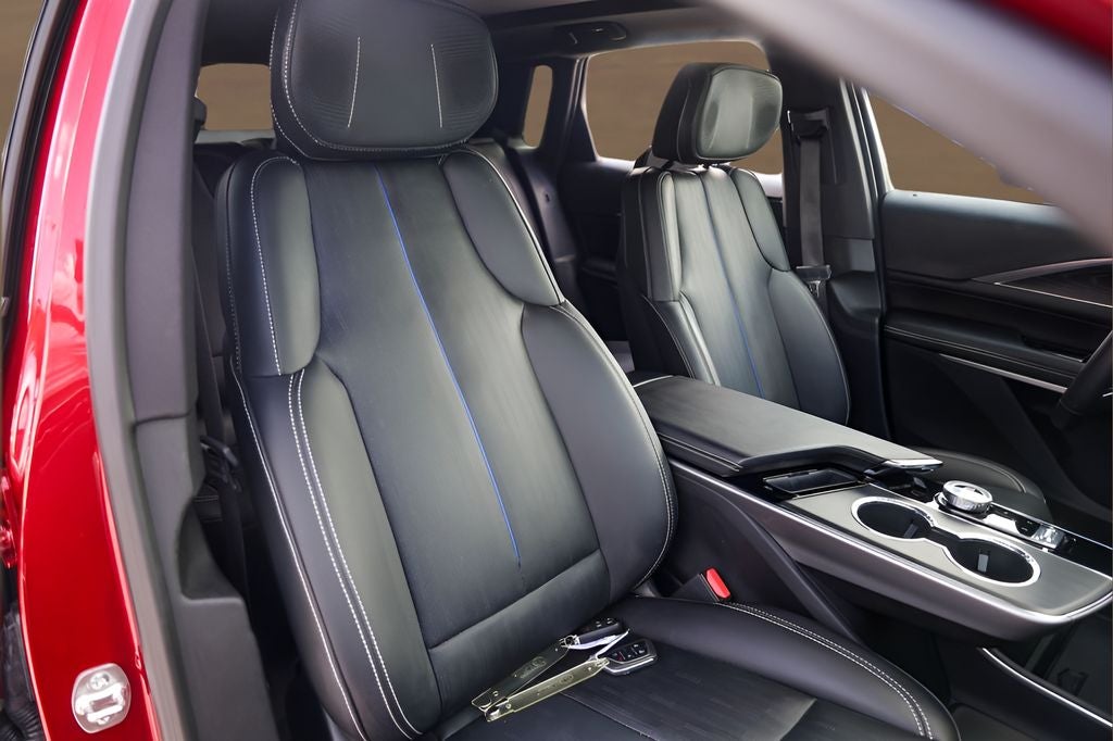 2025 Cadillac LYRIQ Luxury