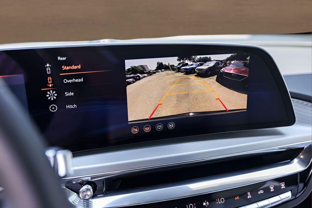 2025 Cadillac LYRIQ Sport
