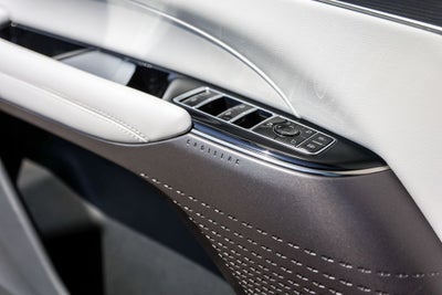 2025 Cadillac LYRIQ Sport