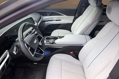 2025 Cadillac LYRIQ Sport