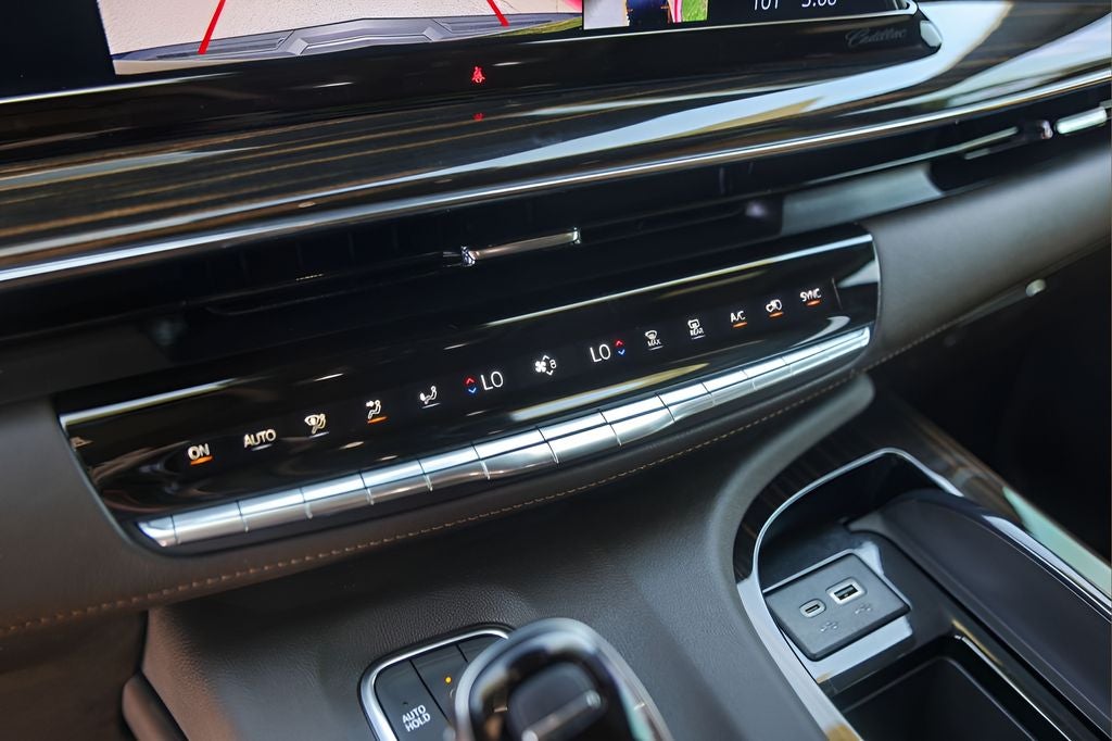 2024 Cadillac Escalade Sport