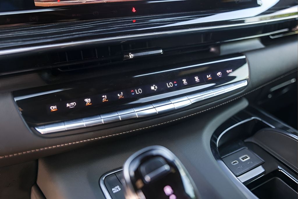 2022 Cadillac Escalade Sport