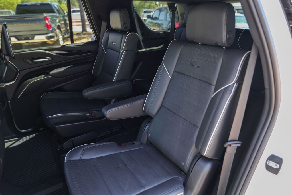 2023 Cadillac Escalade Sport