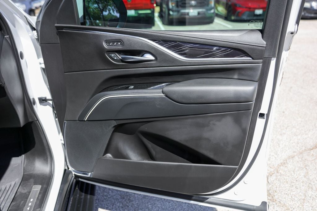 2023 Cadillac Escalade Sport