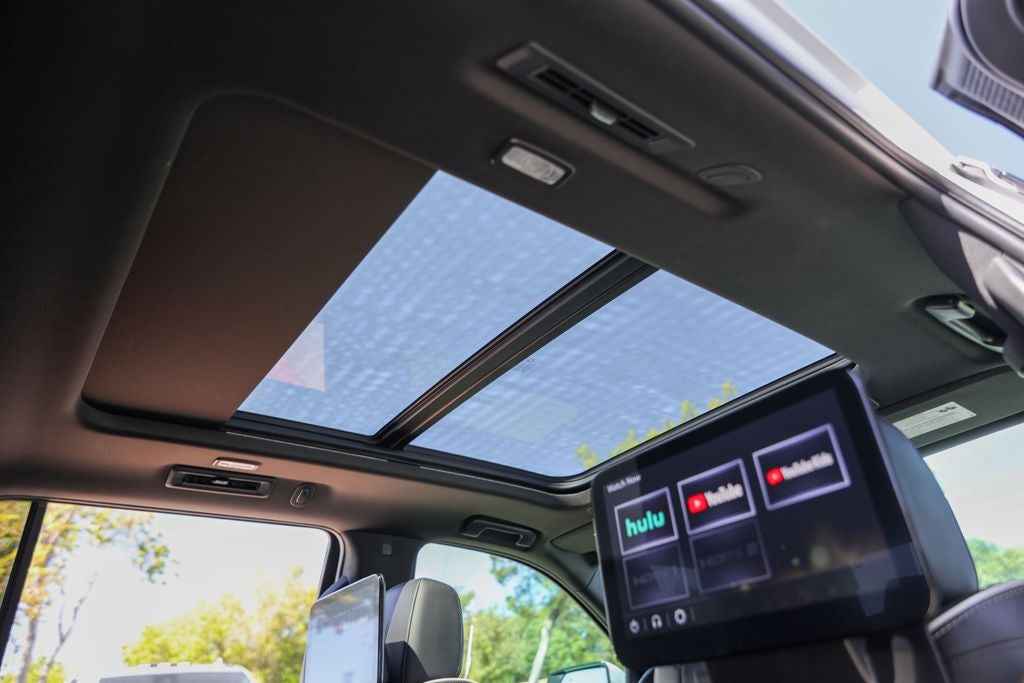 2023 Cadillac Escalade Sport